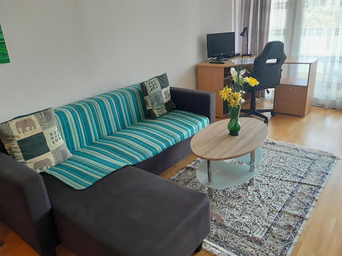 Serviced Apartment With Sunny Balcony Vienna Exterior photo