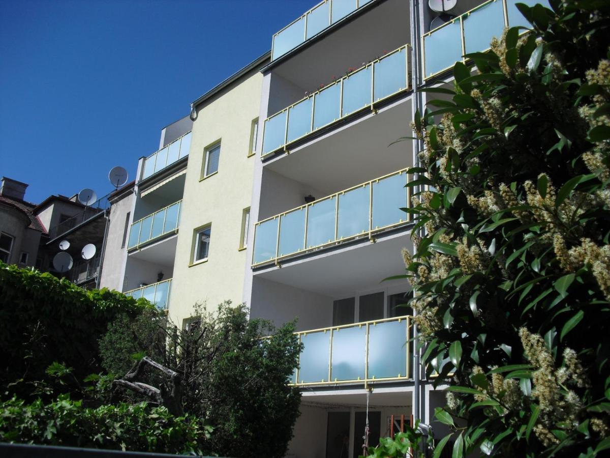 Serviced Apartment With Sunny Balcony Vienna Exterior photo